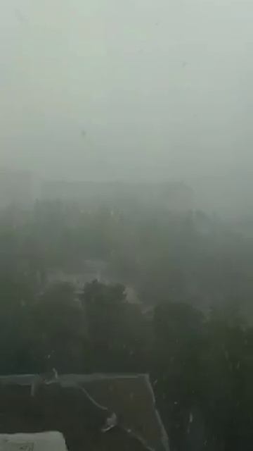 Дождь и град в районе КубГУ в Краснодаре 17 июня 2020 смотреть онлайн