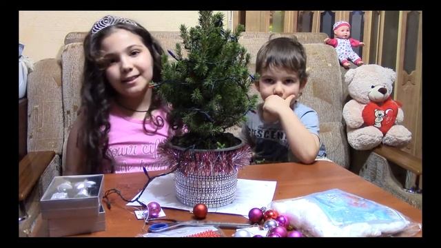 Karina and Artem TV: УКРАШАЕМ ЕЛОЧКУ!! смотреть онлайн