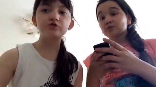Звоним незнакомцам / Андрюша смотреть онлайн