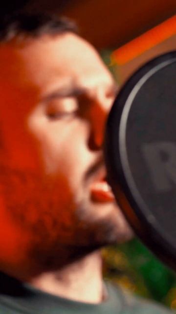 Смотри на свет - Делать серьёзный вид (акустика) смотреть онлайн