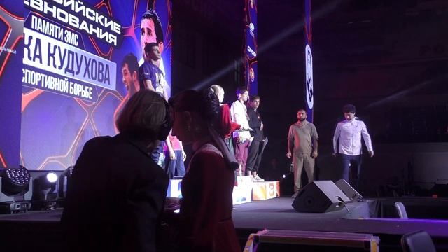Награждение борцов до 61 кг, Кудуховский 2024 г. смотреть онлайн