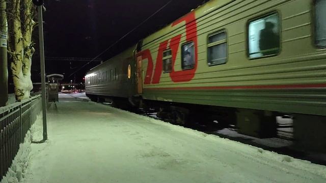 Короткий состав поезда №69, сообщением Мурманск -Псков смотреть онлайн