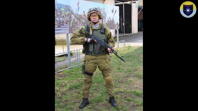 У Нікополі відкрили пам`ятник захиснику України смотреть онлайн