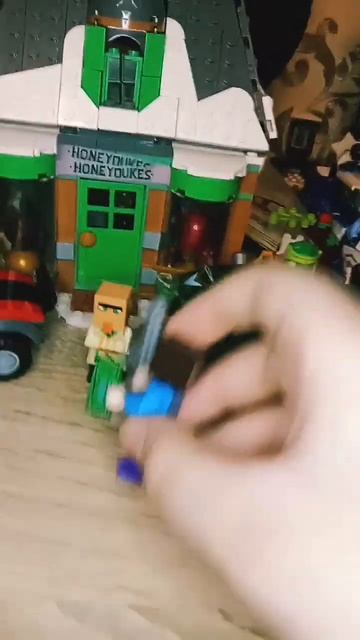 когда жители minecraft надоело что игрок грабит вещи #майн? смотреть онлайн