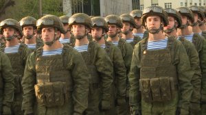Рязанские десантники вернулись с Парада Победы