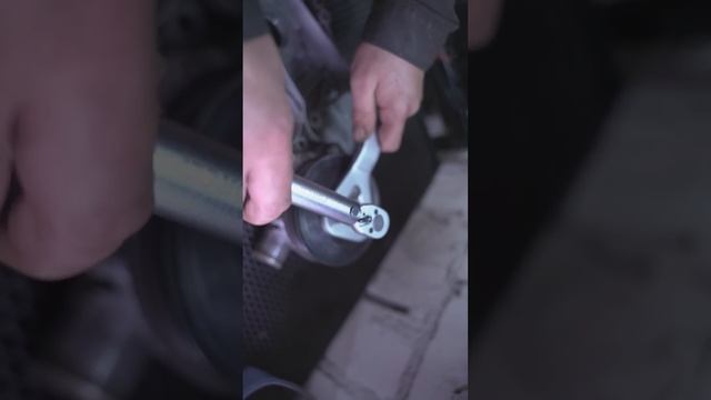 🎥Как открутить или затянуть шкив помпы без шума и пыл смотреть онлайн
