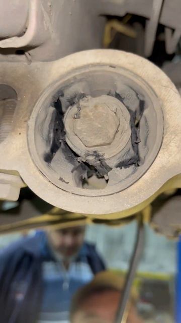 Мотор есть не только масло, но и пробки | Меняем целое н смотреть онлайн