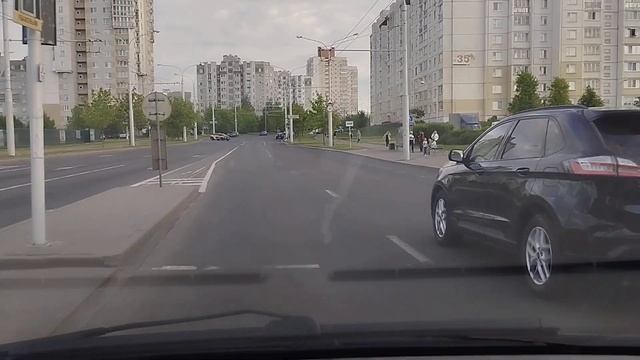 Минск вечерний.Улицы города в пятницу,17.05.24 г. смотреть онлайн