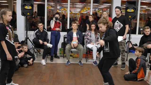 Hip-Hop Beginners Александрия vs Noname girl 
