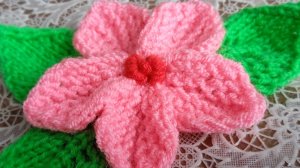 Цветок из пяти лепестков спицами