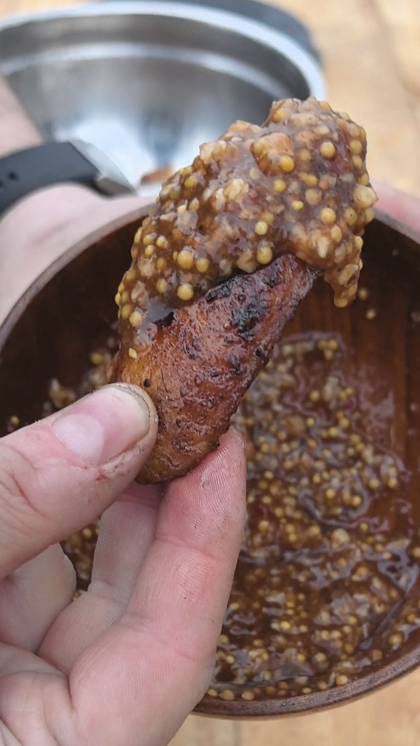 Очень сочные крылышки Buffalo на углях. Самый вкусный соус! #готовканаприроде #bbq #контактныйгриль