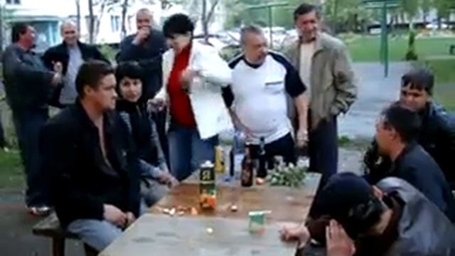 Диспут алкашей о ВДВ смотреть онлайн