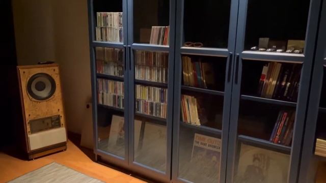 Diana Krall My Love Is Tannoy test_1080pFHR смотреть онлайн