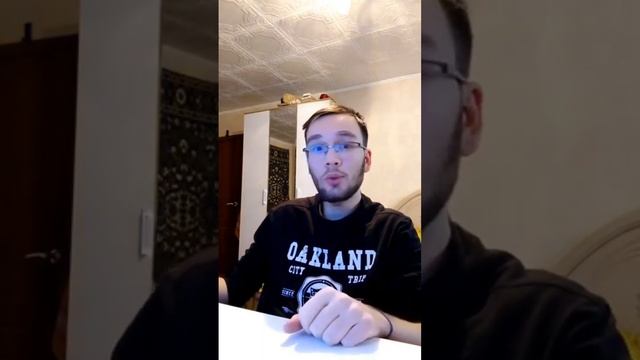 Почему Ван Гог отрезал себе ухо? #вангог #искусство смотреть онлайн