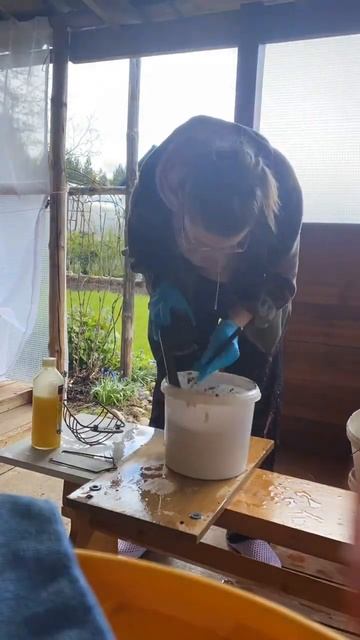 До-процесс-после. Керосиновая лампа 35-летняя смотреть онлайн