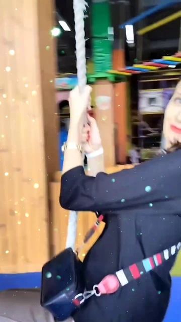 Любить себя и ценить свое время! Лучше быть одному, чем смотреть онлайн