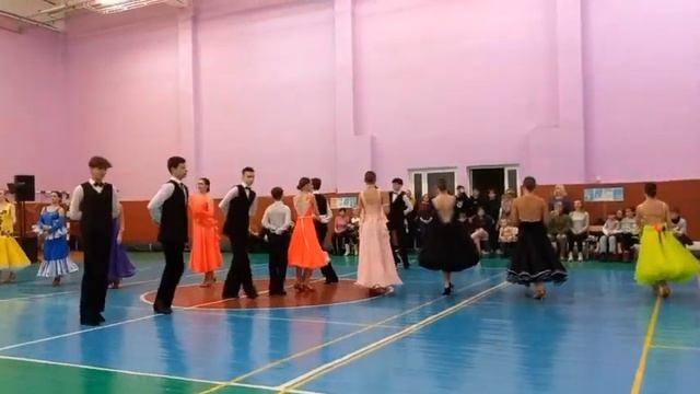 Концерт в школе. (Я {Лука} здесь есть). смотреть онлайн