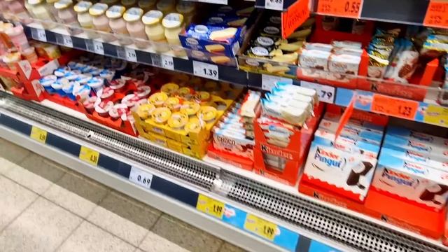 Как растёт рассада перцев? Сеяла 1 февраля, а сейчас уж?