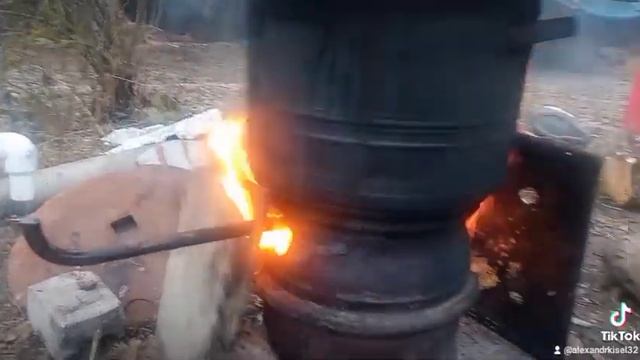 ты не поверишь. печка на отработанном масле (waste oil stove) смотреть онлайн