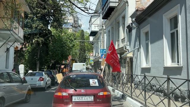 Ялта. Праздничный автопробег на Красноармейской ул. 09 мая 2025. Крым. Crimea. Yalta. смотреть онлайн