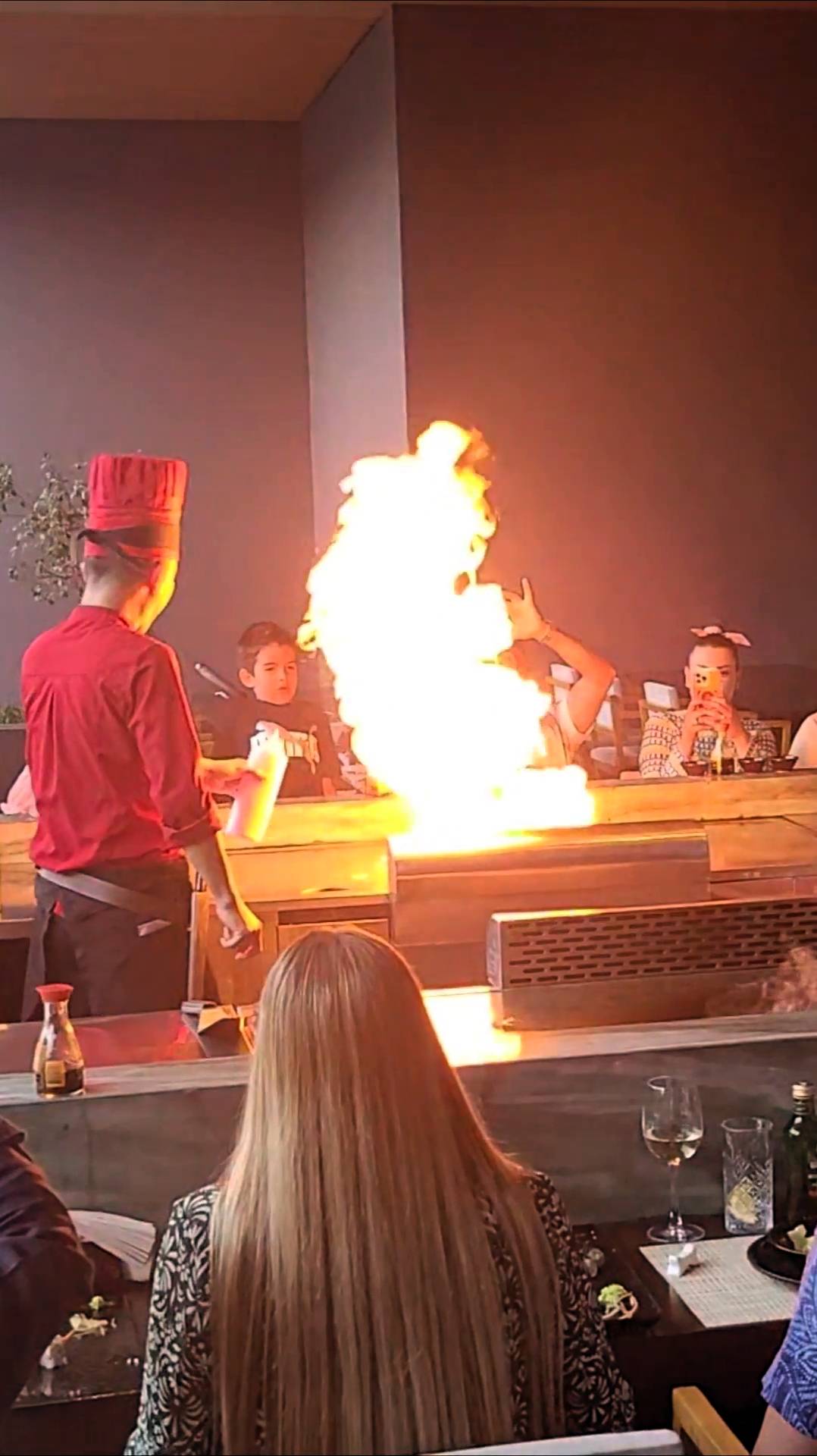 Отель Voyage Belek: Японец готовит блюдо "Фудзияма" смотреть онлайн