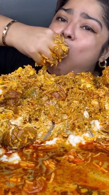 МУКБАНГ: ОСТРЫЙ ИНДИЙСКИЙ КАРРИ смотреть онлайн