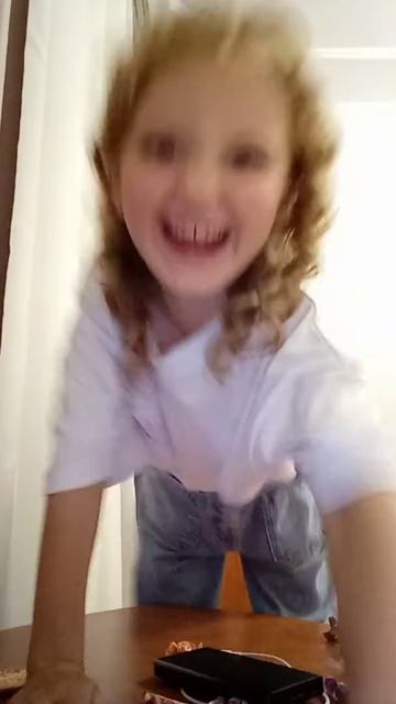 ем конфеты на ночь 🌃 смотреть онлайн