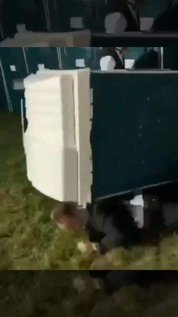 Опасные туалеты смотреть онлайн