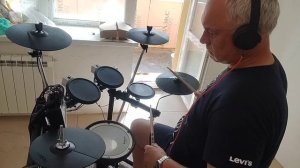 Миша Хорев-Лилии (drum cover)