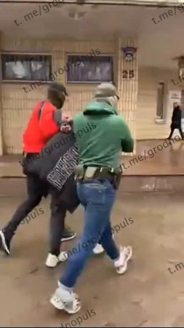 Задержан музыкант-змагар и по совместительству - алкаш смотреть онлайн