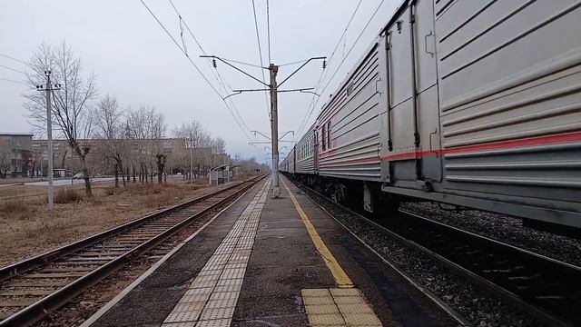 ЭП1-021 с пассажирским поездом №010Н Москва-Владивосток ? смотреть онлайн