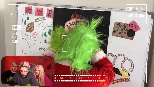 НИКОГДА НЕ ЗВОНИ САНТЕ И ГРИНЧУ ОДНОВРЕМЕННО В 3:00 ночи смотреть онлайн