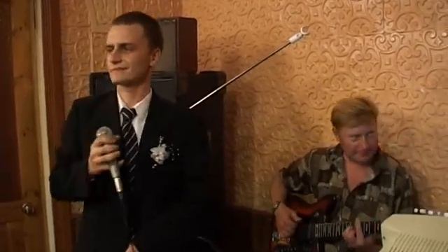 Вот как надо поздравлять молодых!!! смотреть онлайн
