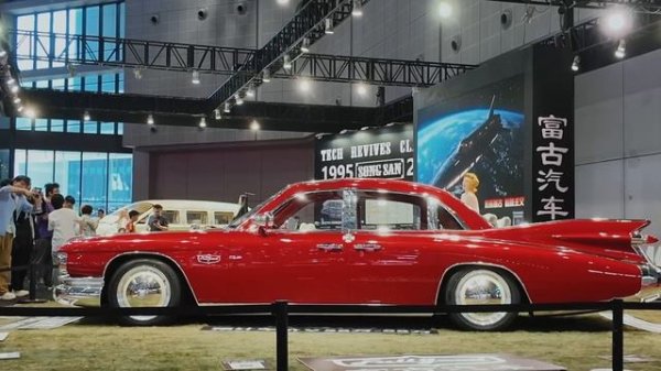 Автомобильная выставка в Шанхае