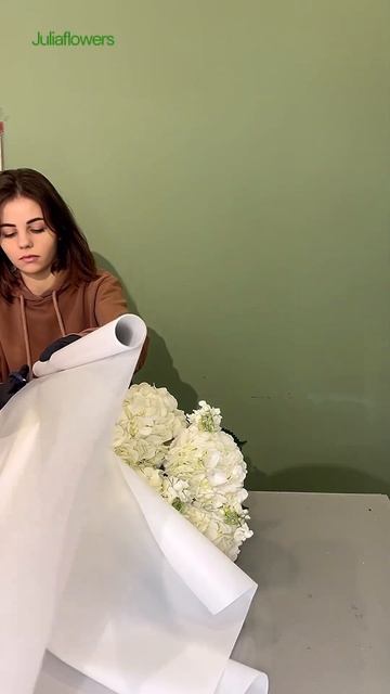 Збираю букет гортензія + матіола #shorts #флористика #буке