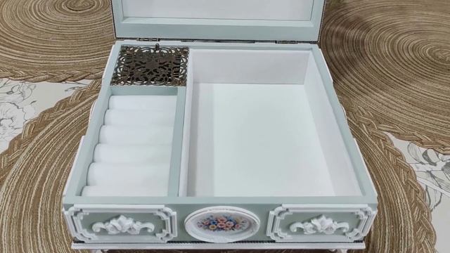 Музыкальная шкатулка 