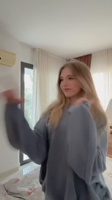 Легенда. Чрочно подписываемся на мою !! там*** #МиланаФилим #ТанцыТанцыТанцы #ТрендОбнимашки смотреть онлайн