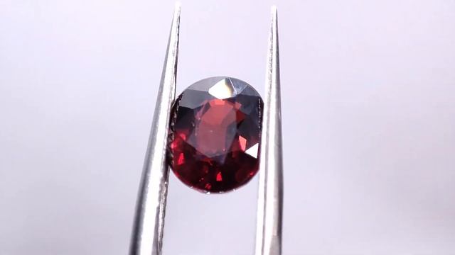 Гранат Пироп 2.98 Ct. Мозамбик + гемм. заключение