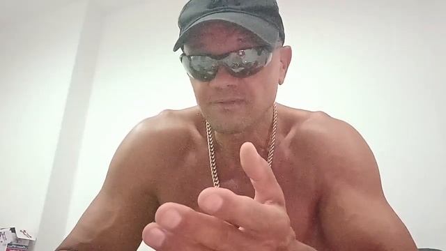 Рубль падает!Высокий % в банках:стоит ли бояться?Куда в смотреть онлайн