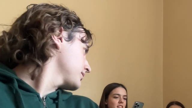 жизнь молоденькой первокурсницы медиакома смотреть онлайн