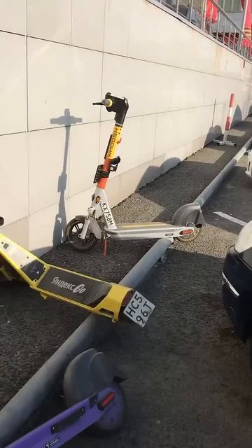 Парковка у автомагазина «Москва-Тянья», Каширское шос смотреть онлайн