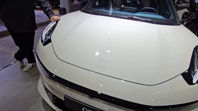 Обзор КРУПНЕЙШЕЙ ВЫСТАВКИ китайских автомобилей смотреть онлайн