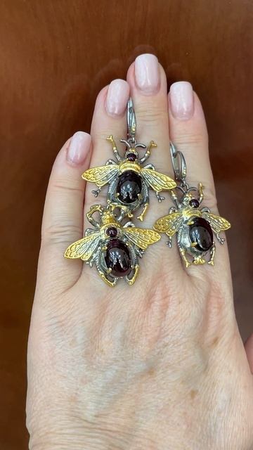 О! ГРАНАТ! ВО ВСЕЙ КРАСЕ ! Жуки из серебра. Ювелир КАЗАК? смотреть онлайн