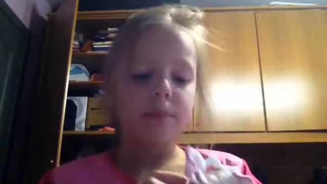 Как сделать игрушку зайку(очень просто!)