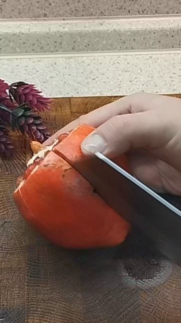 Как быстро и красиво чистить гранат / почистить гранат