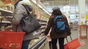 ПРАНК ПЕРНУЛ В МАГАЗИНЕ/КОЛОНКА ПЕРДУШКА/РЕАКЦИЯ ЛЮДЕЙ