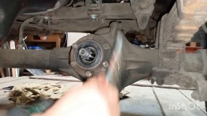 замена сальника хвостовика на уаз буханка.
регулировка шкворней.