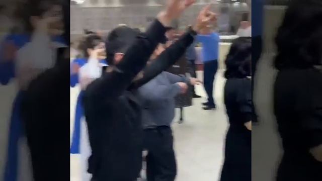 Ислам Махачев с женой !!!!!!!