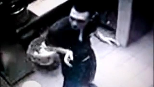 Официант реальный пацан, ахаха... смотреть онлайн