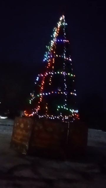 Новогодняя ель . смотреть онлайн